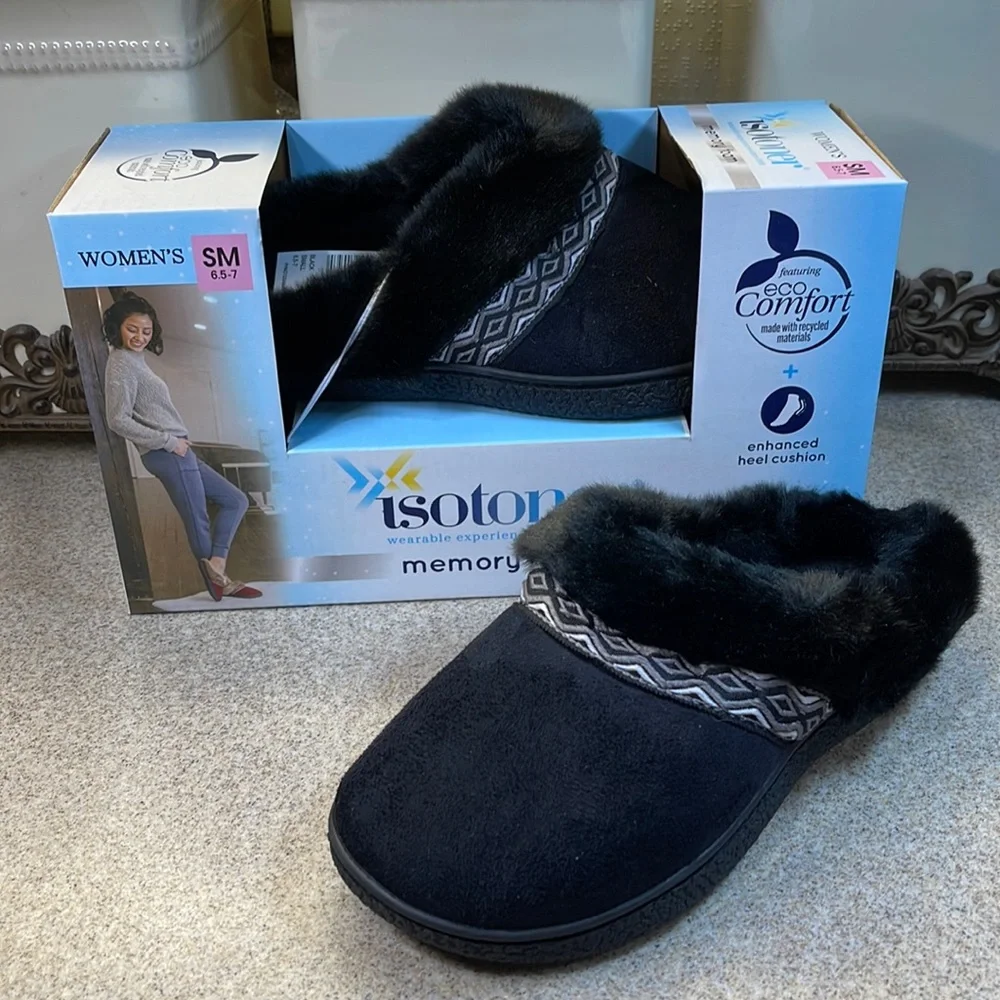 ISOTONER MEMORY FOAM. SLIPPERS SM 6.5-7 black - Picture 2 of 11